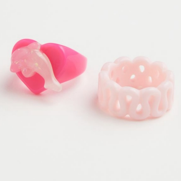 H&M Jewelry - 🌞 3/$15 - *NWT* H&M Divided 2-Pack Dolphin Plastic Rings, Size M/L